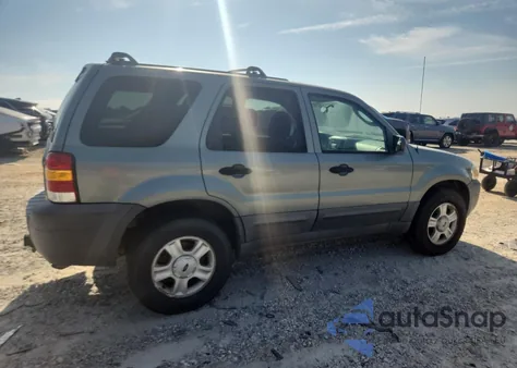 2005 Ford Escape Xlt z USA, uszkodzony, nr VIN 1FMYU93185KC50917